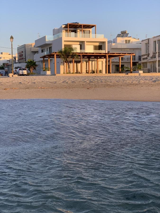 Noa Beachfront Suites Kardamena  エクステリア 写真