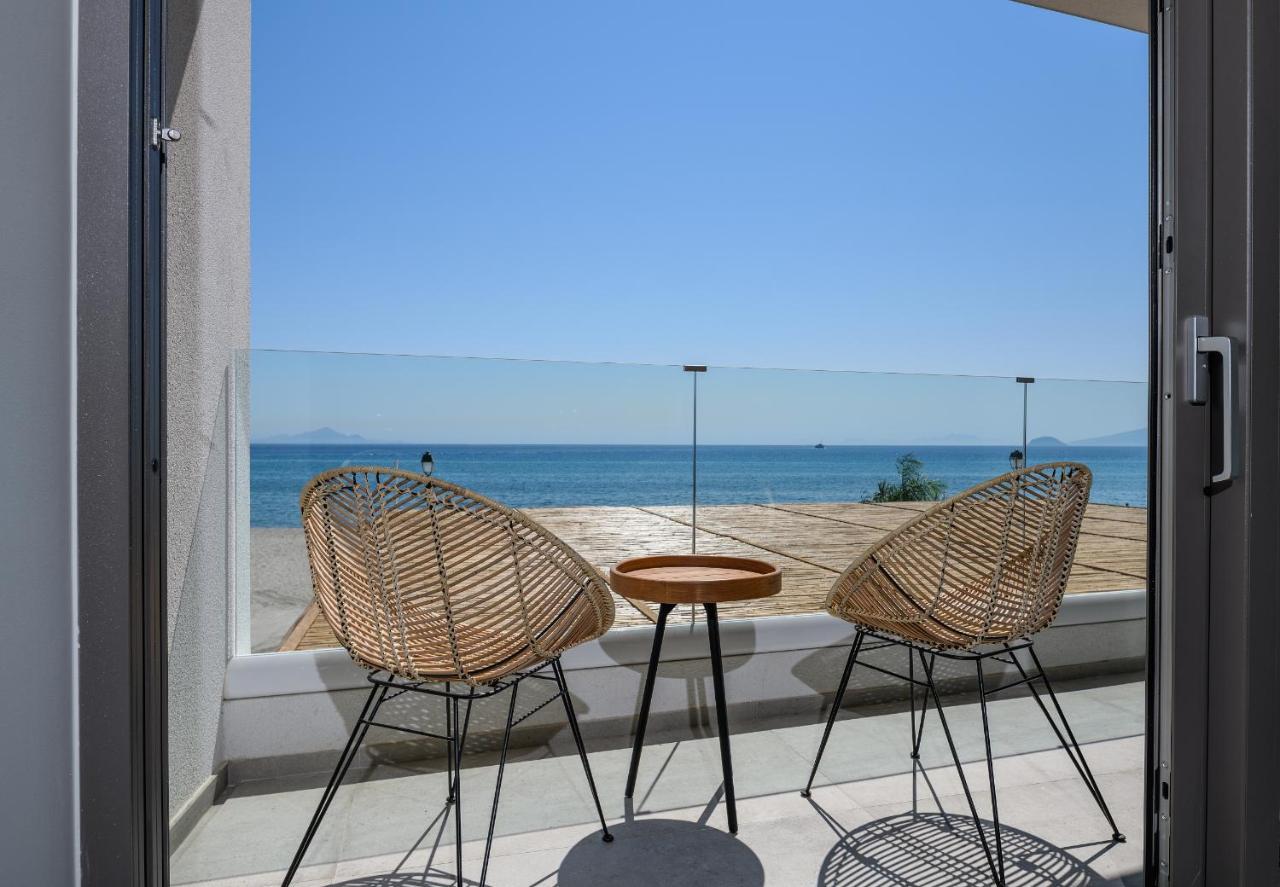 Noa Beachfront Suites Kardamena  エクステリア 写真
